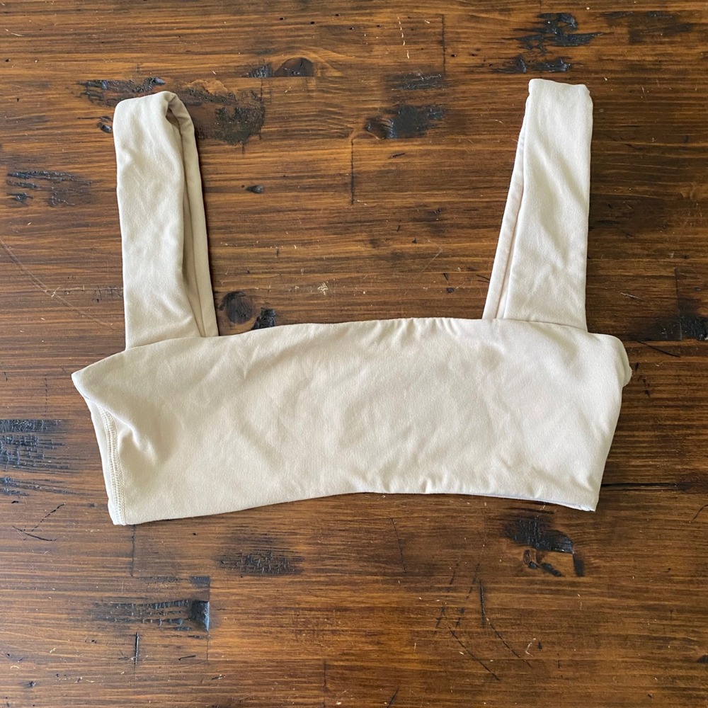 WeWoreWhat Beige Off The Shoulder‎ Crop Top Bandeau XS Nude Minimalist Stretch